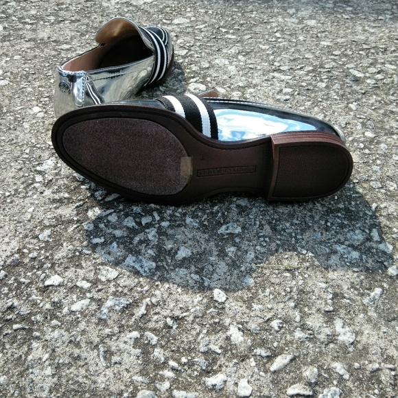 🛑SOLD🛑Silver Mirror Tommy Loafers - Picture 3 of 5